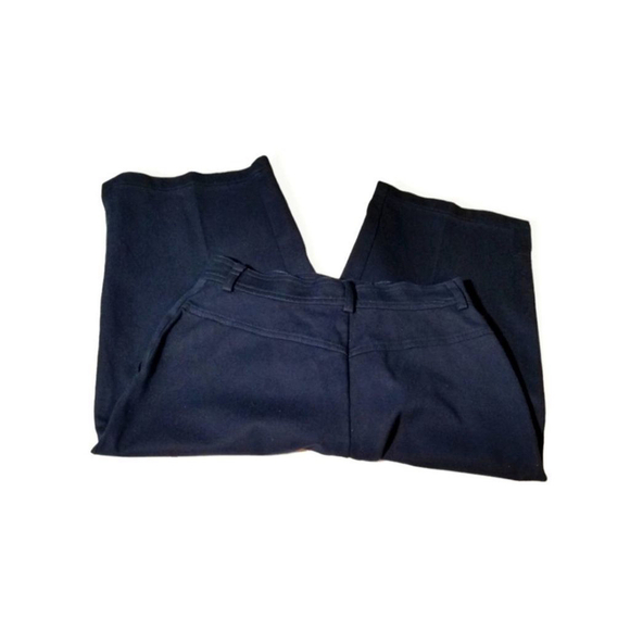 St. John Sports| Navy Blue Bermuda Shorts| NWOT|Size 2 - Picture 4 of 7